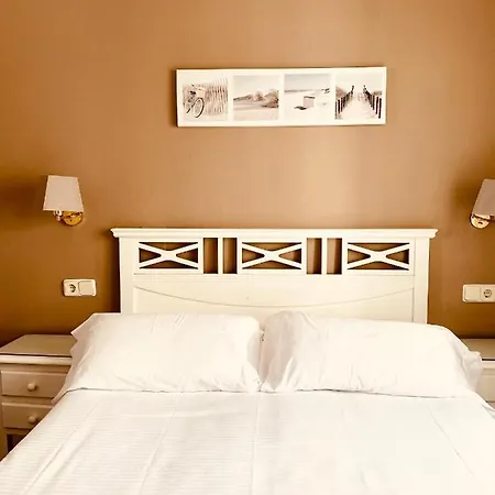 Carbonell Hotell Llança