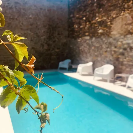 Carbonell Hotel Llança