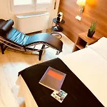 Carbonell Hotel 2*
