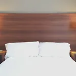 Hotel Carbonell 2*