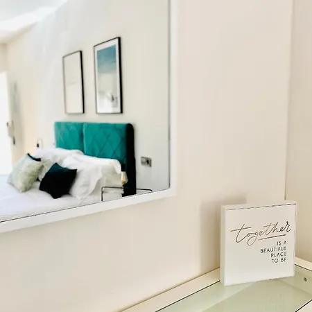 Carbonell Hotel