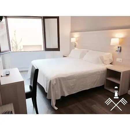 Hotel Carbonell
