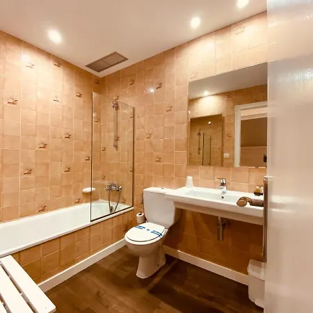 Carbonell Hotel Llança